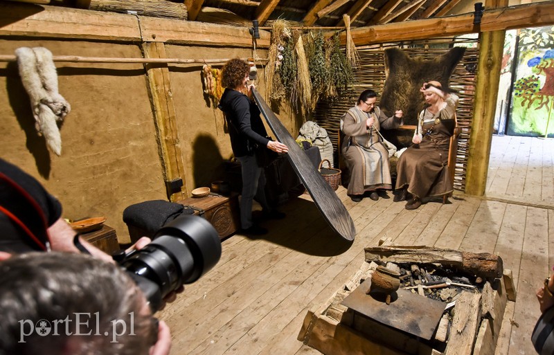 Wieczorne gry, pokazy i wystawy zdjęcie nr 201020