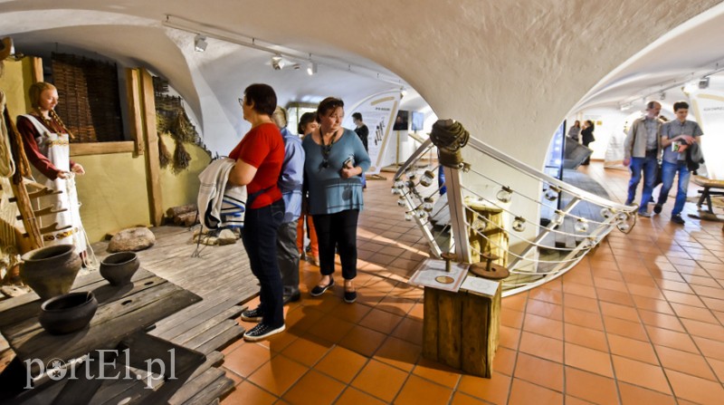 Wieczorne gry, pokazy i wystawy zdjęcie nr 201080