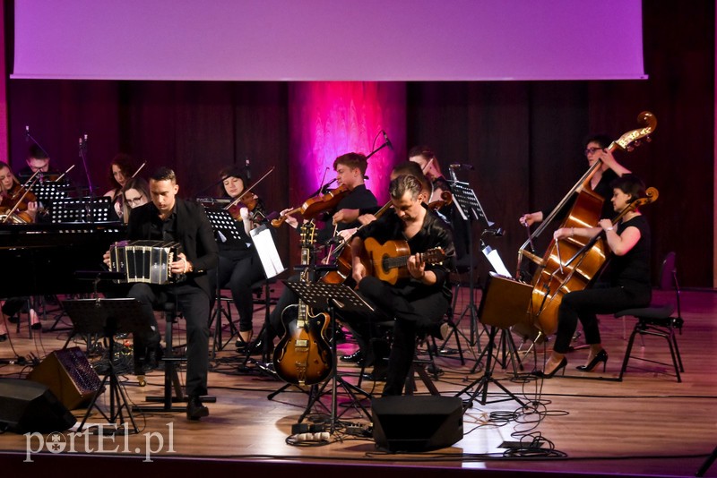 Tangiem podziękowali za wychowawczy trud zdjęcie nr 201434