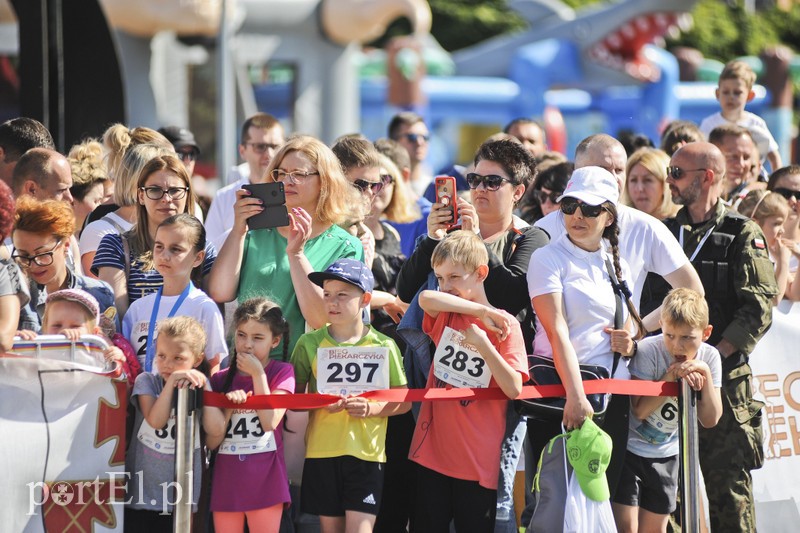 Elblążanin drugi w Biegu Piekarczyka zdjęcie nr 202110