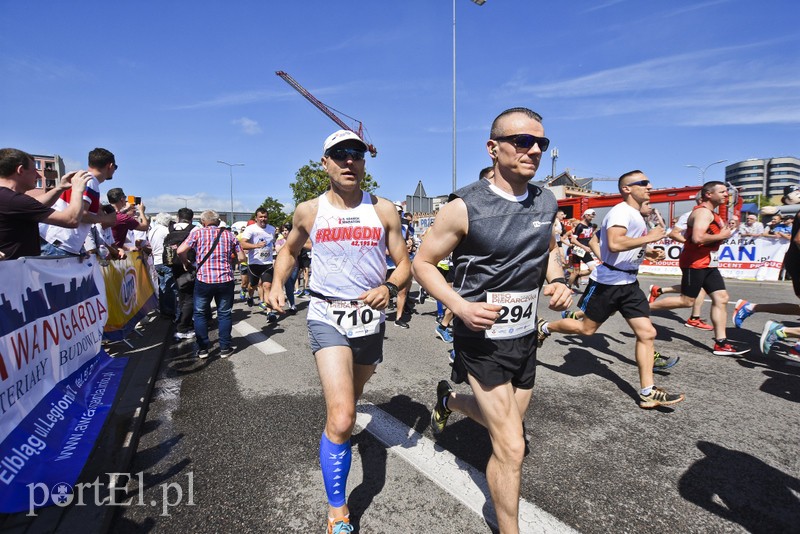 Elblążanin drugi w Biegu Piekarczyka zdjęcie nr 202182