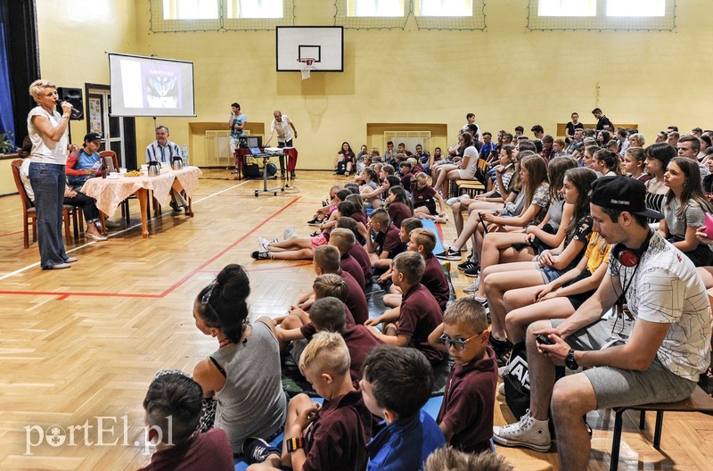 Elbląg Człowiek z żelaza w ogniu pytań dzieci