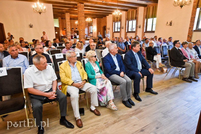 Elbląg  Wyjątkowa historia elbląskiego sportu pióra Andrzej Minkiewicza