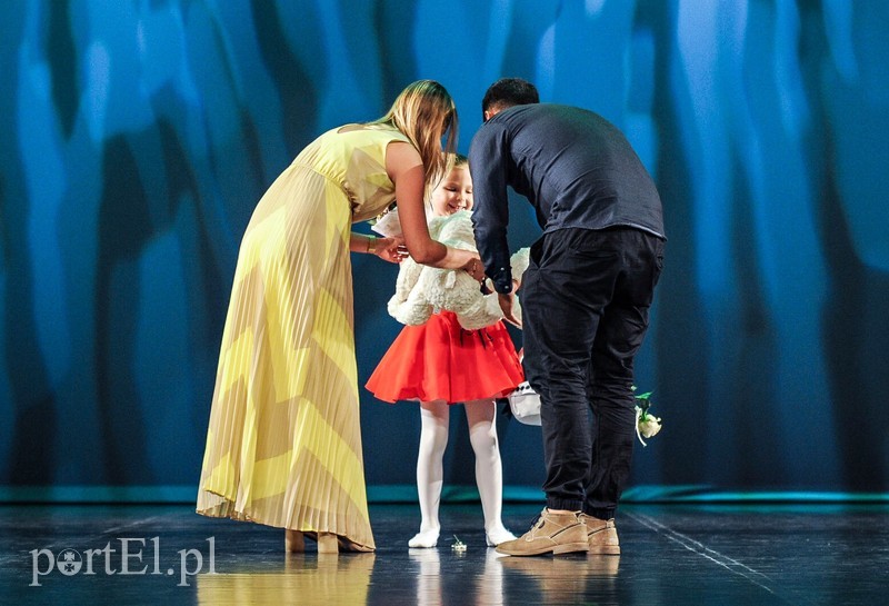 Oni po prostu bawią się tańcem zdjęcie nr 203510