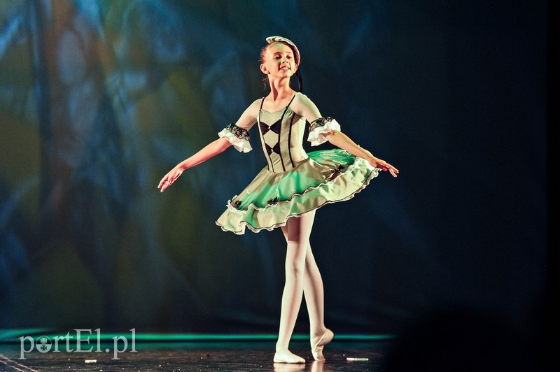 Oni po prostu bawią się tańcem zdjęcie nr 203522