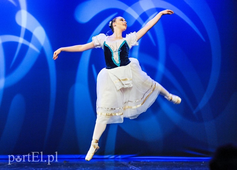 Oni po prostu bawią się tańcem zdjęcie nr 203557