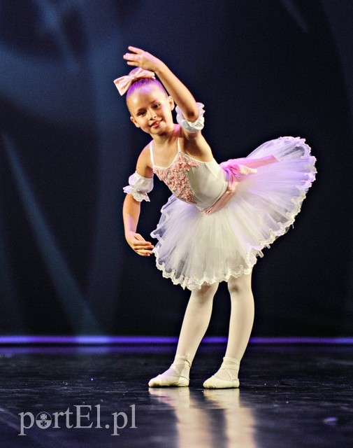 Oni po prostu bawią się tańcem zdjęcie nr 203546