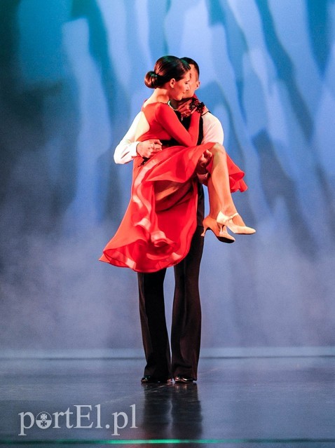 Oni po prostu bawią się tańcem zdjęcie nr 203486