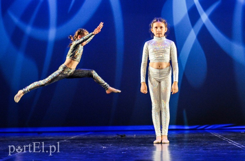 Oni po prostu bawią się tańcem zdjęcie nr 203542