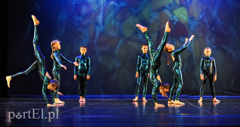 Oni po prostu bawią się tańcem zdjęcie nr 203552