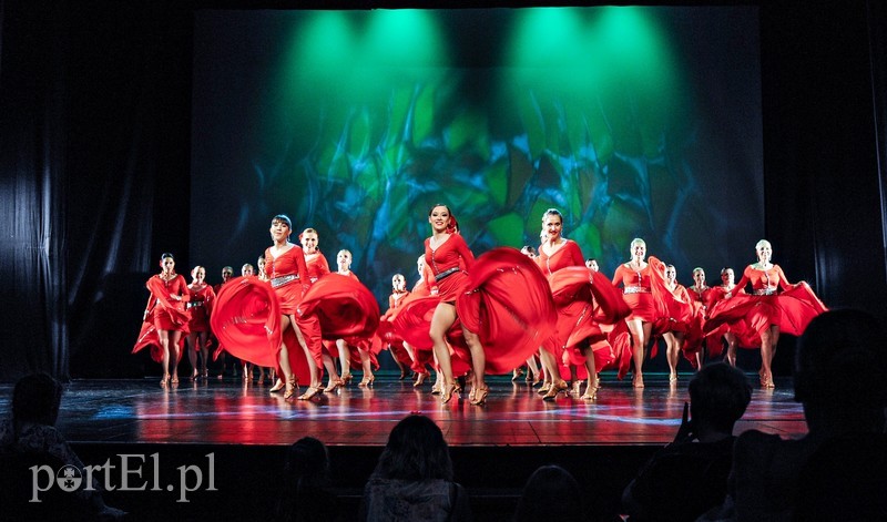 Oni po prostu bawią się tańcem zdjęcie nr 203569