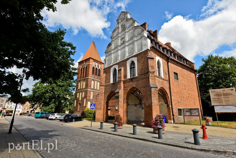 Nad jezioro, na cmentarz i na lody  (Cudze chwalicie, swego nie znacie, odcinek 1)  zdjęcie nr 204496