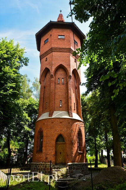 Nad jezioro, na cmentarz i na lody  (Cudze chwalicie, swego nie znacie, odcinek 1)  zdjęcie nr 204527