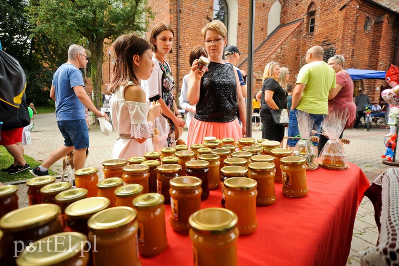 Jarmark pełen atrakcji zdjęcie nr 208417