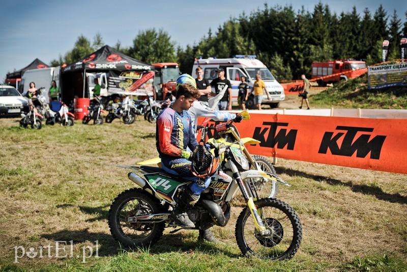 Najlepsi zawodnicy jeżdżą pod Elblągiem zdjęcie nr 208757