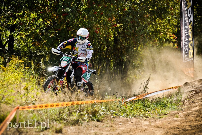 Najlepsi zawodnicy jeżdżą pod Elblągiem zdjęcie nr 208772