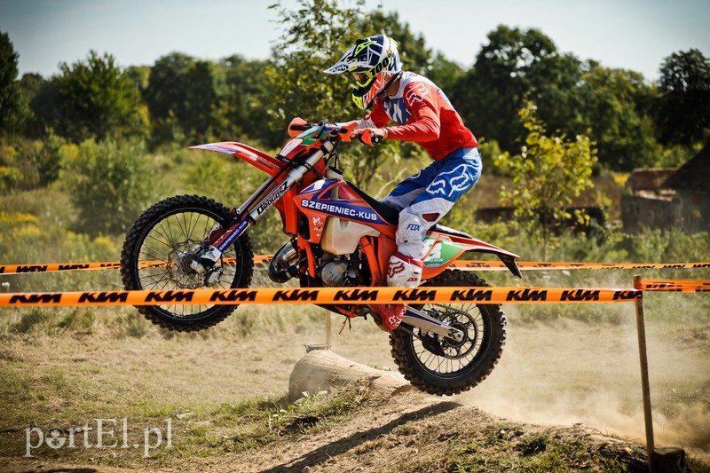 Najlepsi zawodnicy jeżdżą pod Elblągiem zdjęcie nr 208790