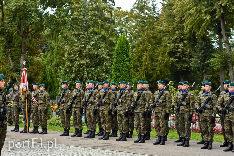 To był cios w plecy zdjęcie nr 210564