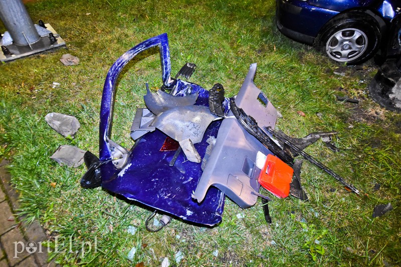 Zderzenie seata z oplem wieczorową porą zdjęcie nr 210603