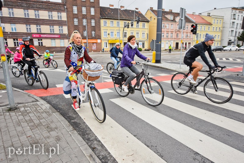 Rowerem przez miasto zdjęcie nr 210893