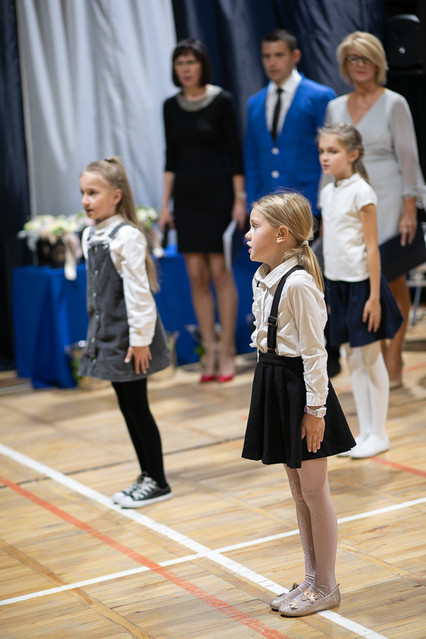 Dziś ta szkoła połączyła pokolenia zdjęcie nr 211796