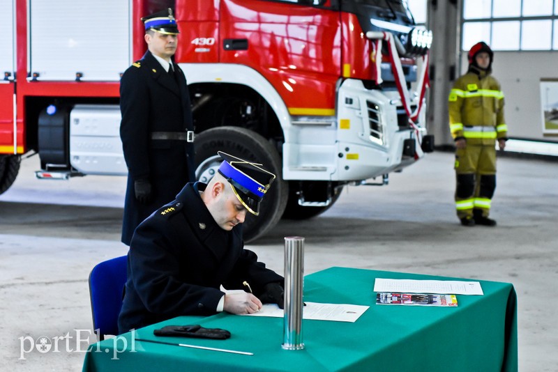 Spełniają się marzenia elbląskich strażaków zdjęcie nr 215321