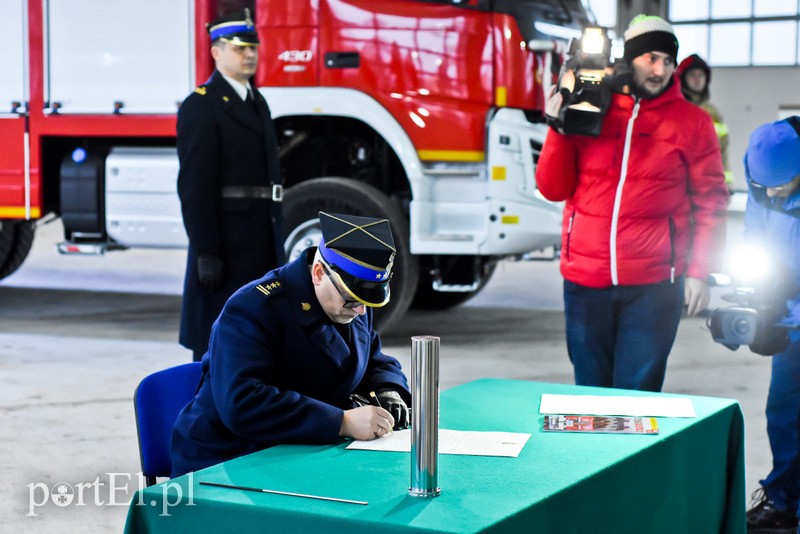 Spełniają się marzenia elbląskich strażaków zdjęcie nr 215319