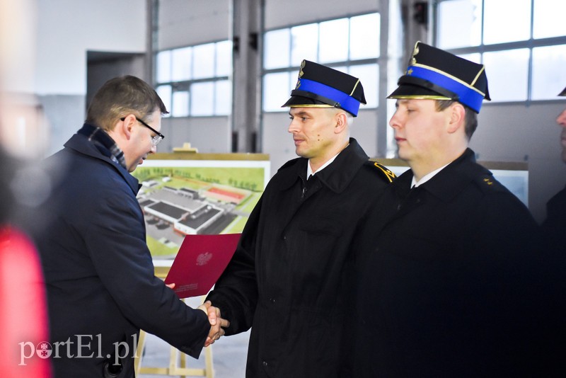 Spełniają się marzenia elbląskich strażaków zdjęcie nr 215339