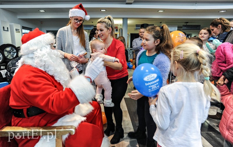 Czym podróżuje św. Mikołaj, czyli zabawa w Ford Gołębiewski zdjęcie nr 216093