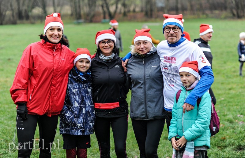 Biegacze okazali się bardzo hojni. A to wszystko dla Sandry zdjęcie nr 216126