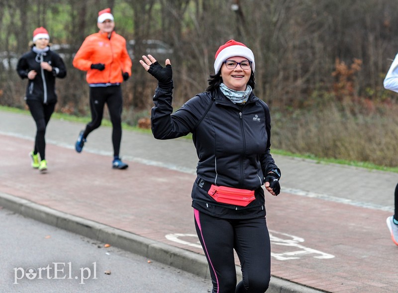 Biegacze okazali się bardzo hojni. A to wszystko dla Sandry zdjęcie nr 216177
