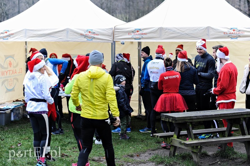 Biegacze okazali się bardzo hojni. A to wszystko dla Sandry zdjęcie nr 216121