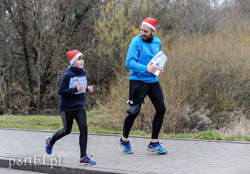 Biegacze okazali się bardzo hojni. A to wszystko dla Sandry zdjęcie nr 216169
