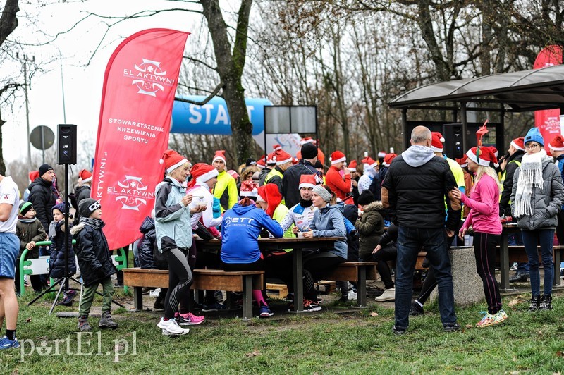 Biegacze okazali się bardzo hojni. A to wszystko dla Sandry zdjęcie nr 216181