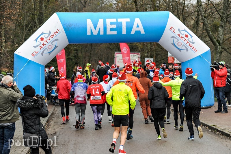 Biegacze okazali się bardzo hojni. A to wszystko dla Sandry zdjęcie nr 216178