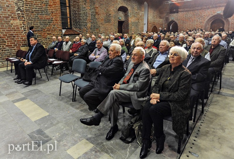 Ludzie z Biura Konstrukcyjnego zdjęcie nr 218590