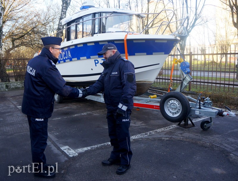 Będą pływać i jeździć nowym sprzętem zdjęcie nr 219780