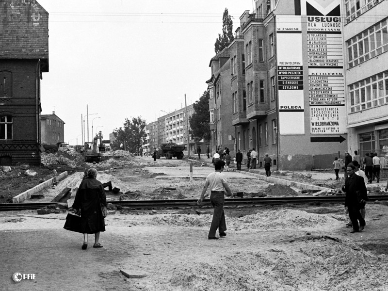 Elbląskie budowy z lat 70. i 80. na zdjęciach Czesława Misiuka - część 2 zdjęcie nr 219940