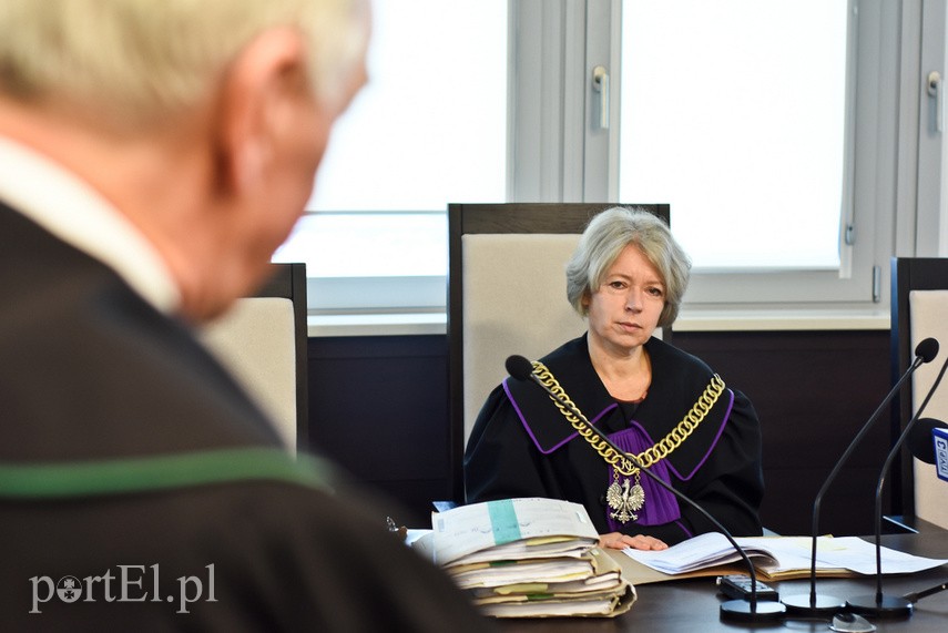 Pozywa państwo polskie za śmierć ojca podczas Grudnia 70 zdjęcie nr 221608