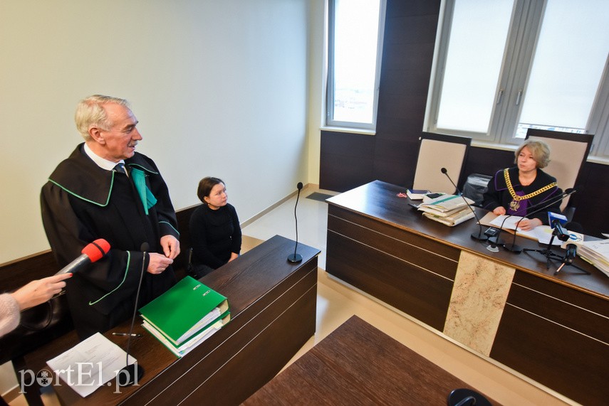 Pozywa państwo polskie za śmierć ojca podczas Grudnia 70 zdjęcie nr 221606