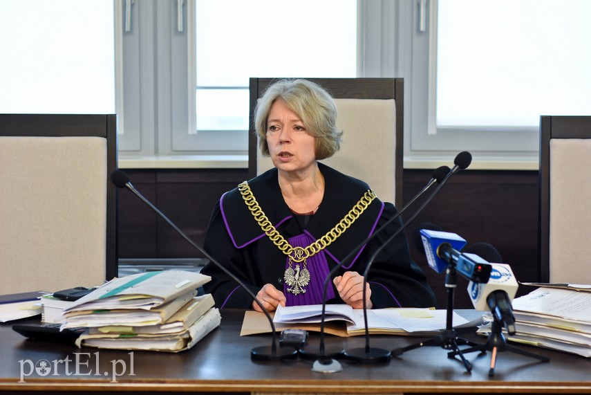 Pozywa państwo polskie za śmierć ojca podczas Grudnia 70 zdjęcie nr 221603