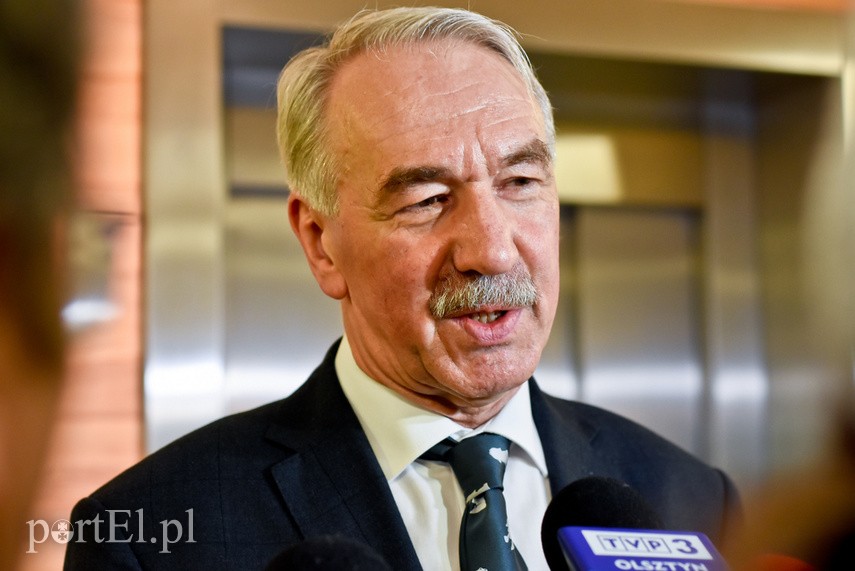 Pozywa państwo polskie za śmierć ojca podczas Grudnia 70 zdjęcie nr 221600