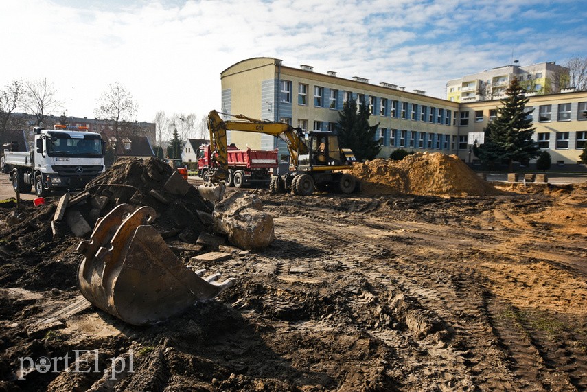 Nowe boiska przy szkołach zdjęcie nr 221649