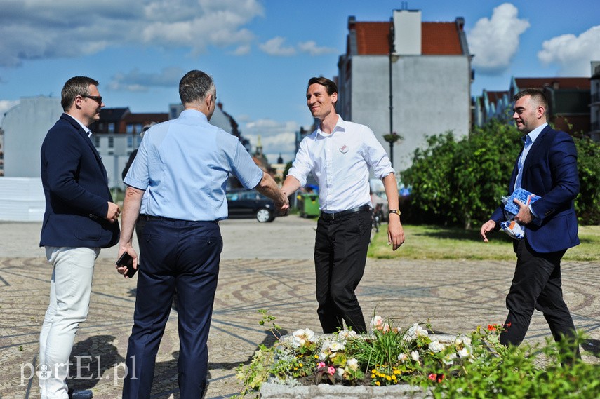 Gdański desant w kampanii zdjęcie nr 224809