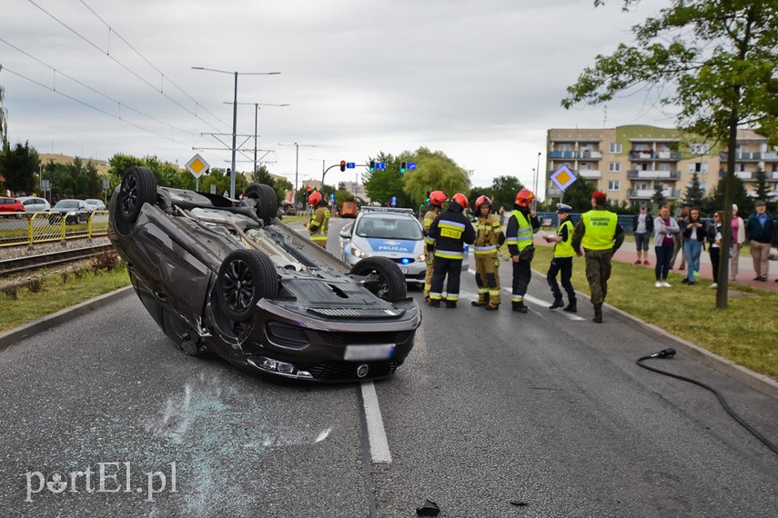 Elbląg Dachował na Ogólnej