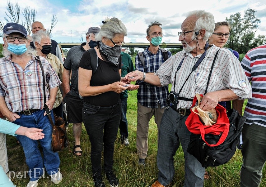 Na prawo most, na lewo most, a dołem Elbląg płynie zdjęcie nr 227048