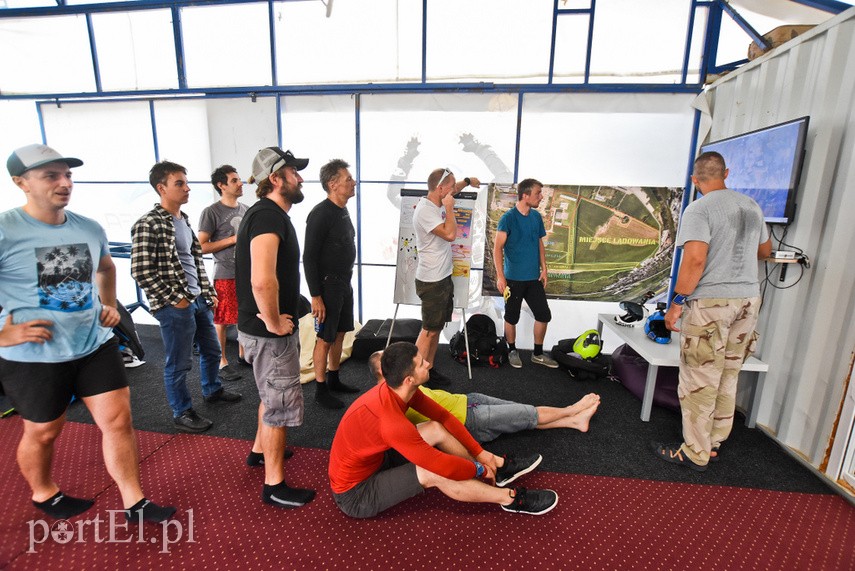 Elbląg Najlepsi skoczkowie połączyli siły, by ustanowić rekord Polski