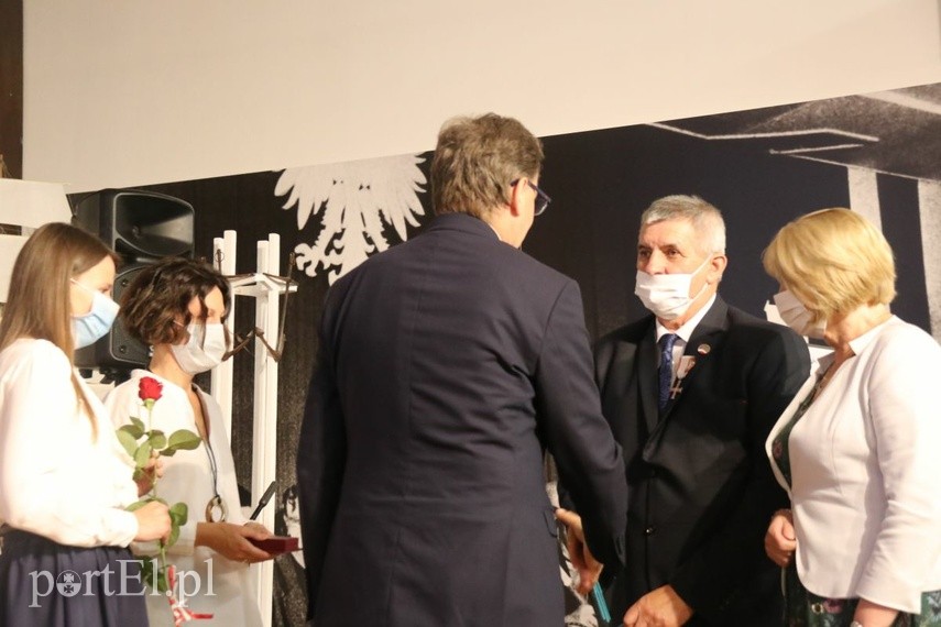 Elbląg Odznaczeni Krzyżami Wolności i Solidarności