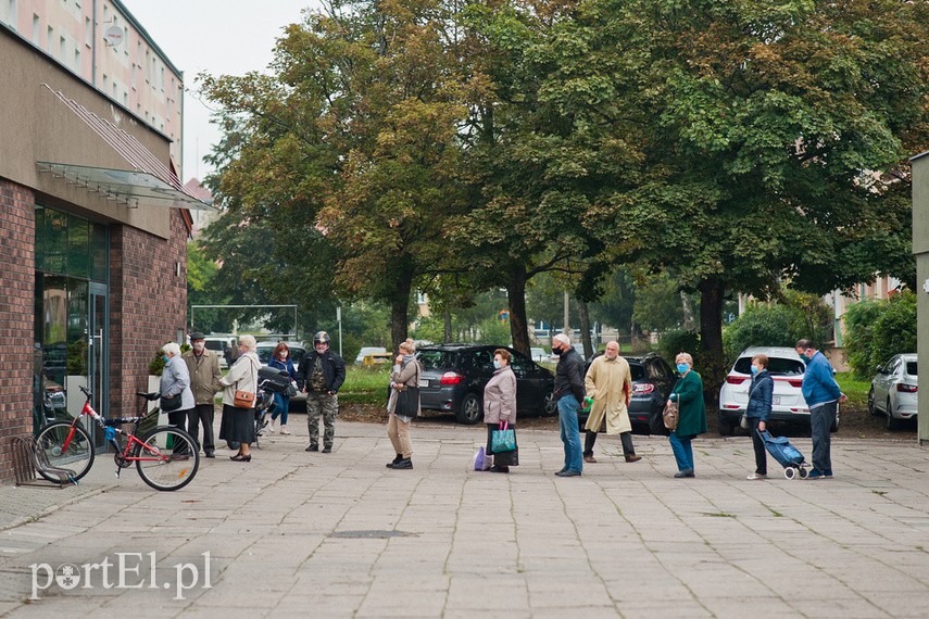 Ponad dwadzieścia mandatów za brak maseczek zdjęcie nr 231548