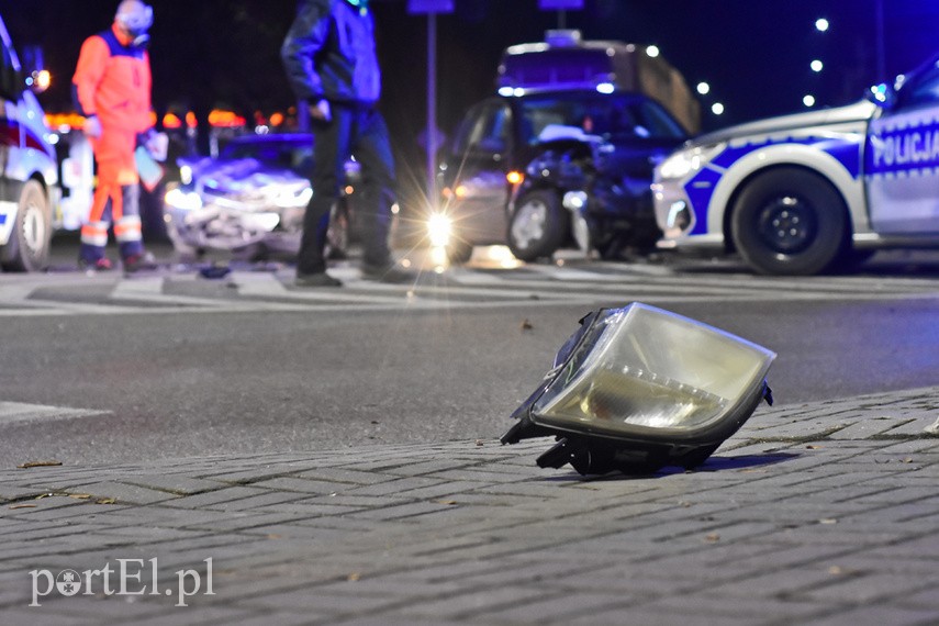Elbląg Czołowe zderzenie na al. Tysiąclecia, kolejne odebrane prawo jazdy